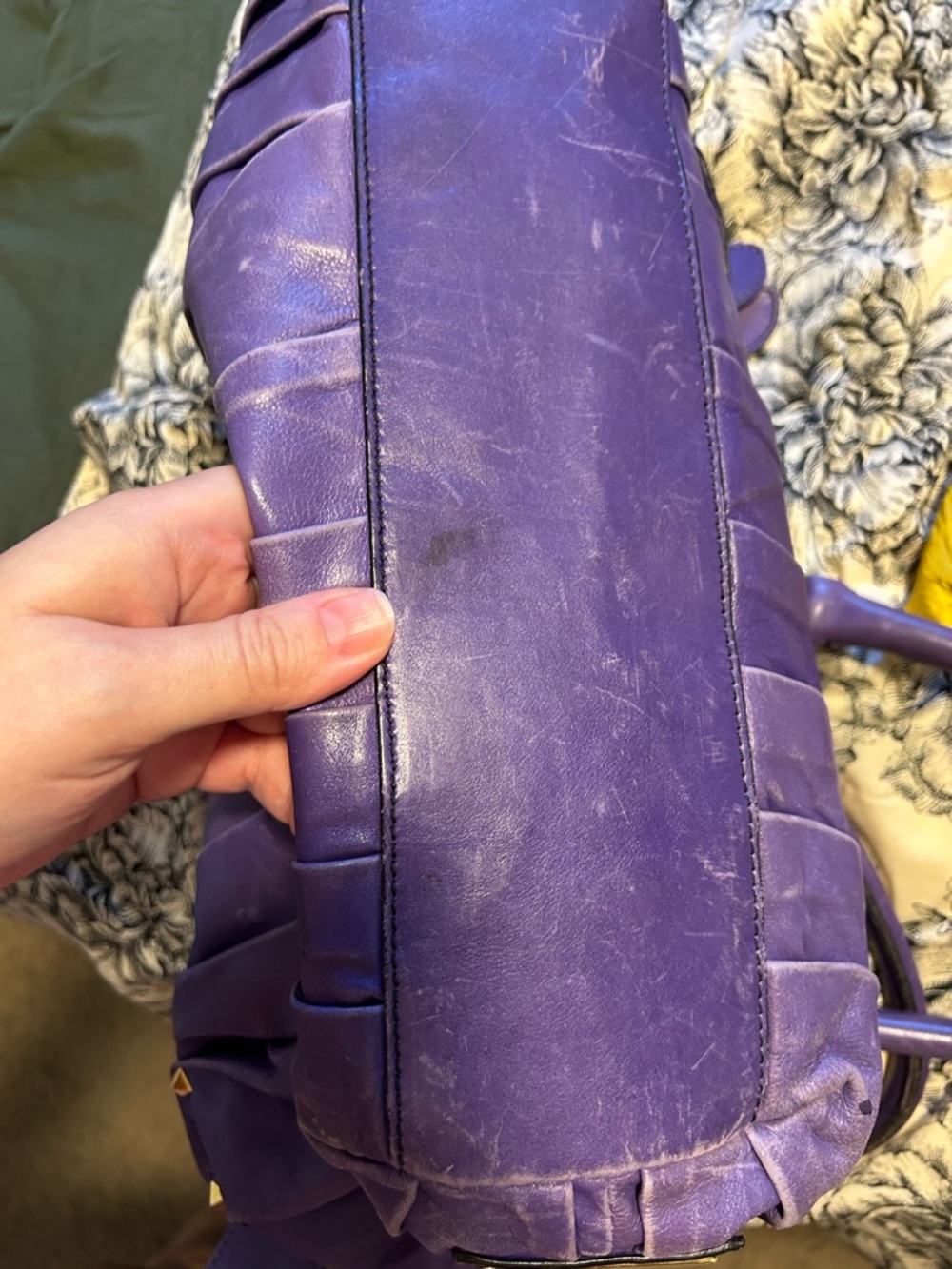 Purple Studded Valentino bag ASO Jenny Humphrey - Picture 12 of 16